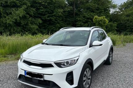 Kia Stonic 53.000 km 15.400 &euro; Much 53804