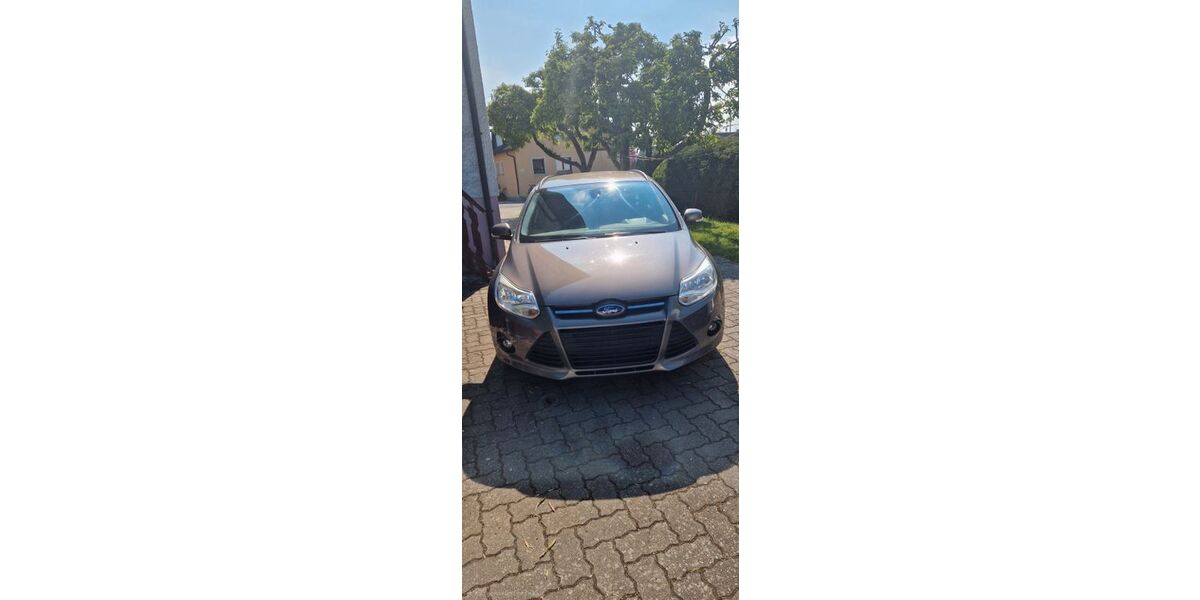 Ford Focus 180.800 km 7.500 &euro; Bamberg 96052