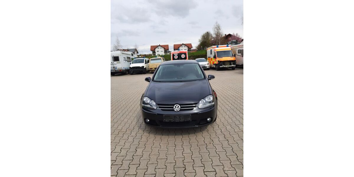 VW Golf 157.700 km 1.990 &euro; Neukirchen v. W. 94154