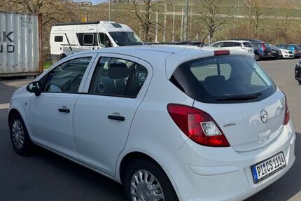 Opel Corsa 128.100 km 3.100 &euro; Würzburg 97074
