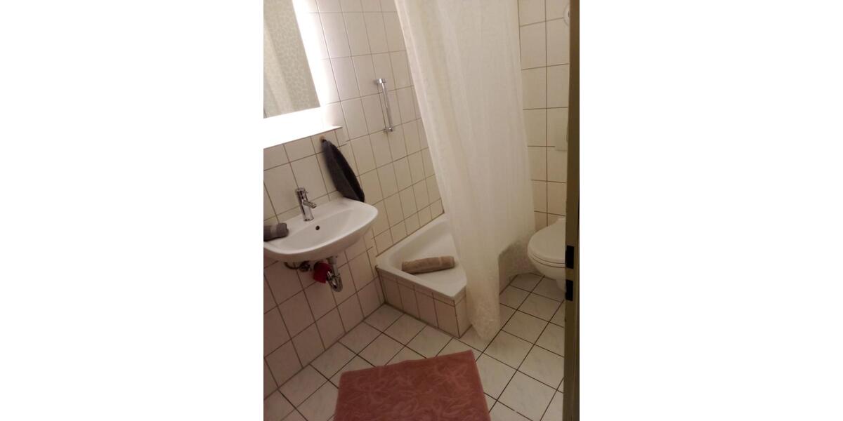 Erdgeschoßwohnung Metzingen - 1.5 Zimmer, 42 m&sup2;, 900&euro; | Angebot:26312690