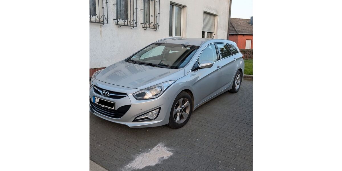 Hyundai i40 52.000 km 11.000 &euro; Aachen 52080