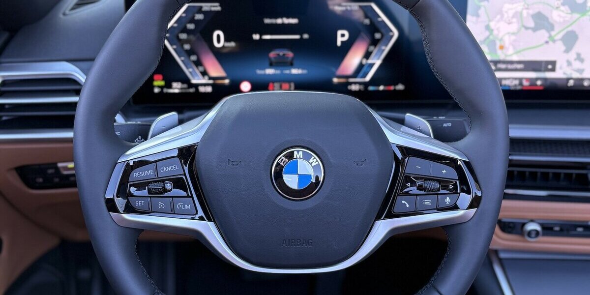 BMW 420i Cabrio 360°/MEMORY/LENKHZ/DAB/NAVI/1.HAND 3.721 km 48.900 &euro; Villingen-Schwenningen 78054