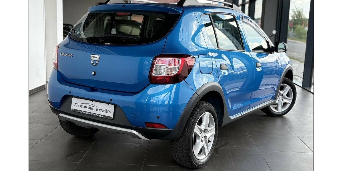 Dacia Sandero II 0.9 TCe 90eco Stepway Navi PDC Tempo 159.000 km 4.999 &euro; Stade 21682
