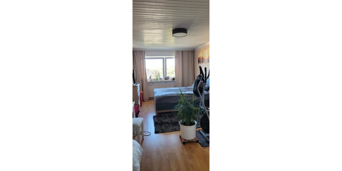 Etagenwohnung Idstein - 3 Zimmer, 90 m&sup2;, 950&euro; | Angebot:26339687