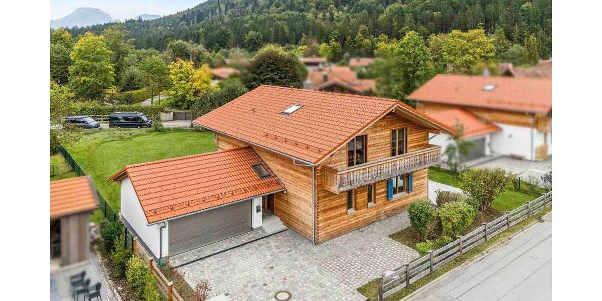 Exklusiver Erstbezug: Neuwertiges Einfamilienhaus mit großem Grundstück in Schliersee-Neuhaus 4 zimmer