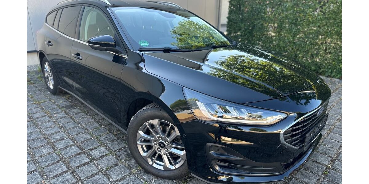 Ford Focus 55.000 km 16.990 &euro; Dinkelscherben 86424