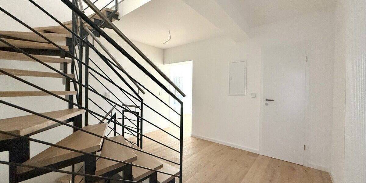 Reihenmittelhaus Hattingen Bredenscheid-Stüter - 5 Zimmer, 180 m&sup2;, 2.258&euro; | Angebot:23986355