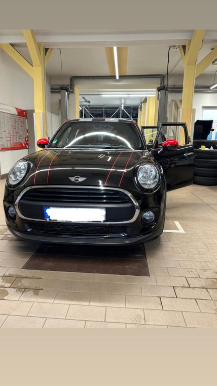 Mini ONE 110.000 km 9.300 € Jahnsdorf 09387
