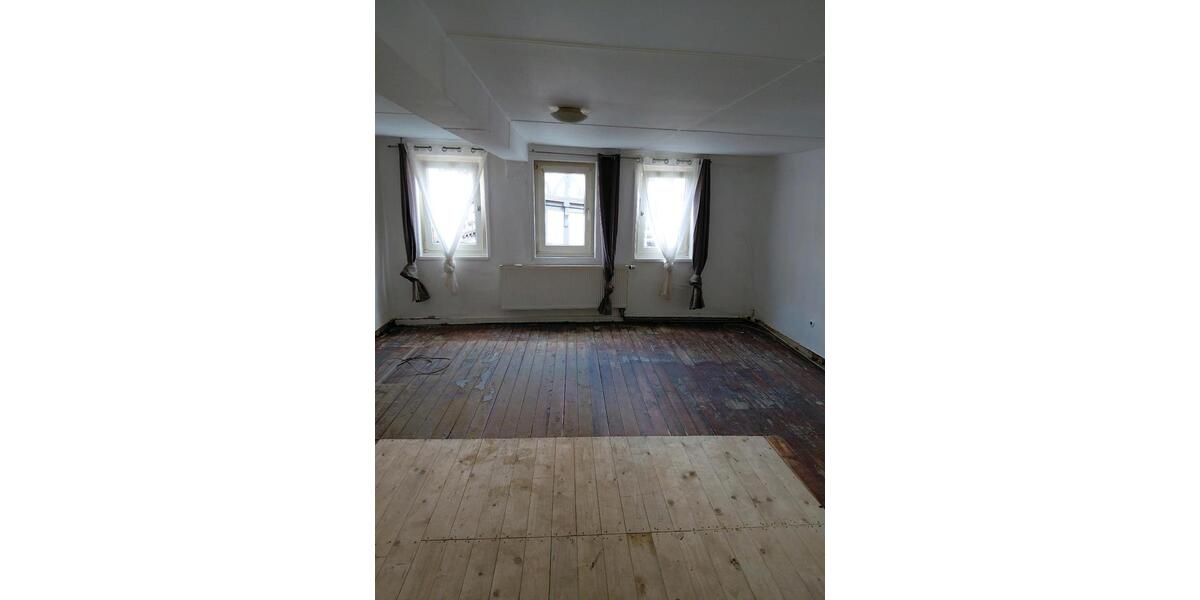 Doppelhaushälfte Alsfeld - 5 Zimmer, 250 m&sup2;, 119.000&euro; | Angebot:26926529