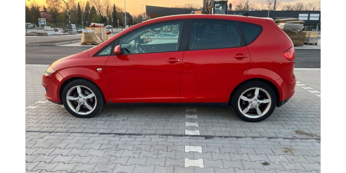 Seat Altea 250.000 km 2.250 &euro; Osnabrück 49084
