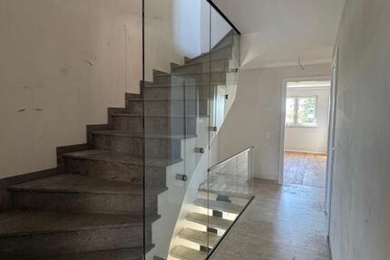 Haus Düren Rölsdorf - 5 Zimmer, 178 m&sup2;, 530.000&euro; | Angebot:26648316