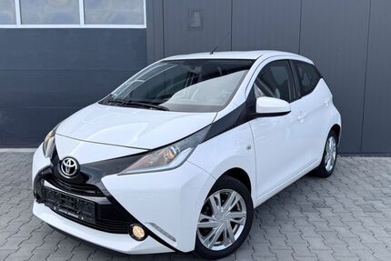 Toyota Aygo (X) 123.000 km 6.980 &euro; Rheinbach 53359
