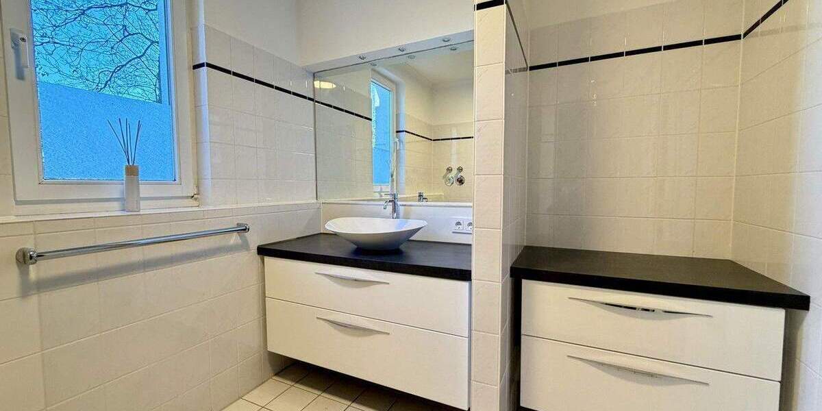 Etagenwohnung Bremen Lehesterdeich - 2 Zimmer, 85 m&sup2;, 338.000&euro; | Angebot:25432040