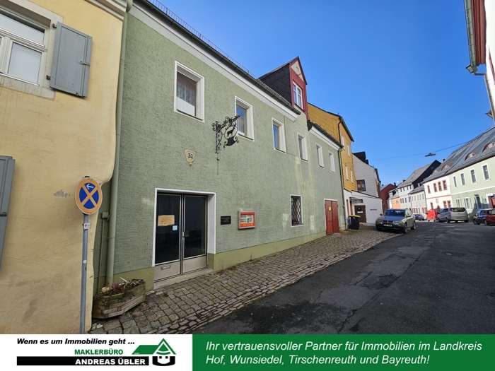 Haus zum Kaufen in Wunsiedel 85.000 € 144 m²