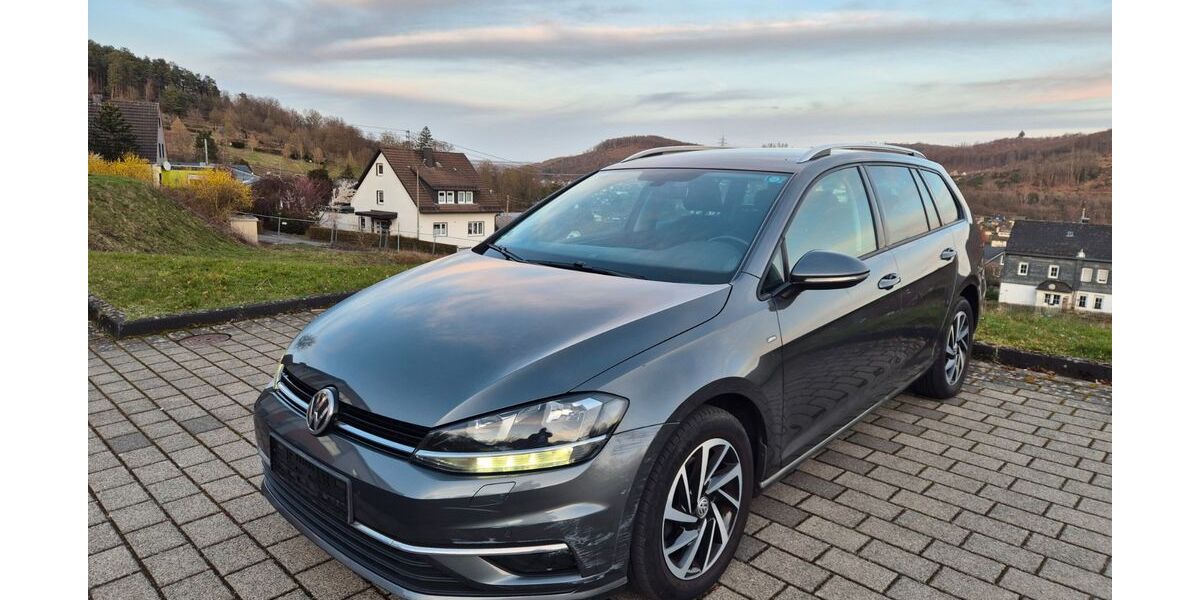 VW Golf 215.500 km 9.210 &euro; Mudersbach 57555