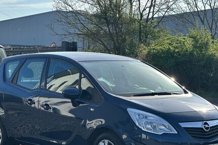 Opel Meriva 63.000 km 5.499 &euro; Jülich 52428