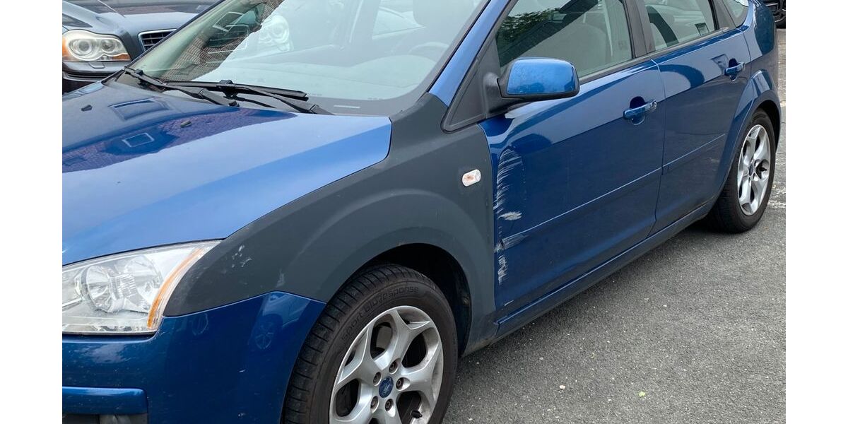 Ford Focus 232.113 km 900 &euro; Lichtenfels 96215