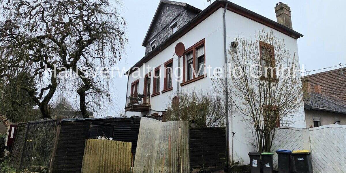 Mehrfamilienhaus, Wohnhaus Neunkirchen Wiebelskirchen - 8 Zimmer, 160 m&sup2;, 79.000&euro; | Angebot:26904329