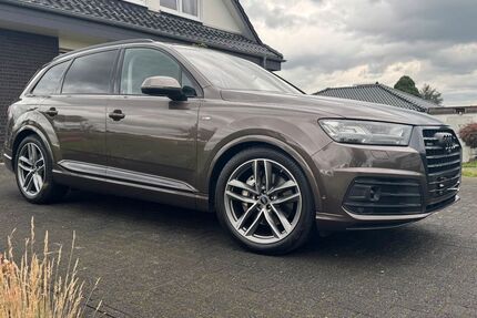 Audi Q7 229.000 km 31.999 &euro; Lohmar 53797