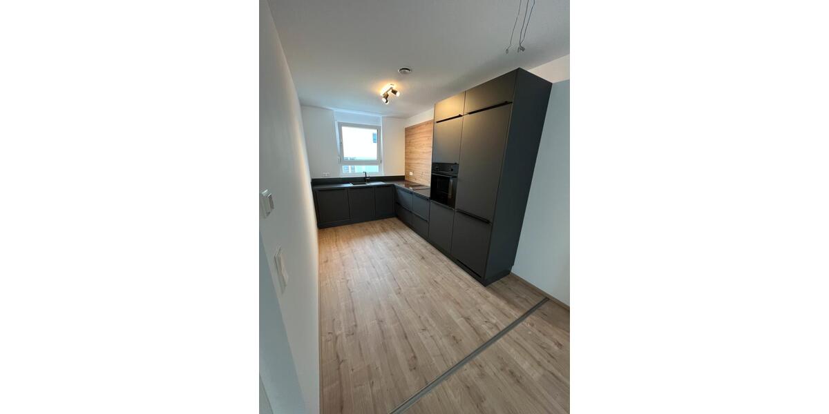 Reihenhaus Roth - 5 Zimmer, 140 m&sup2;, 1.540&euro; | Angebot:25175097