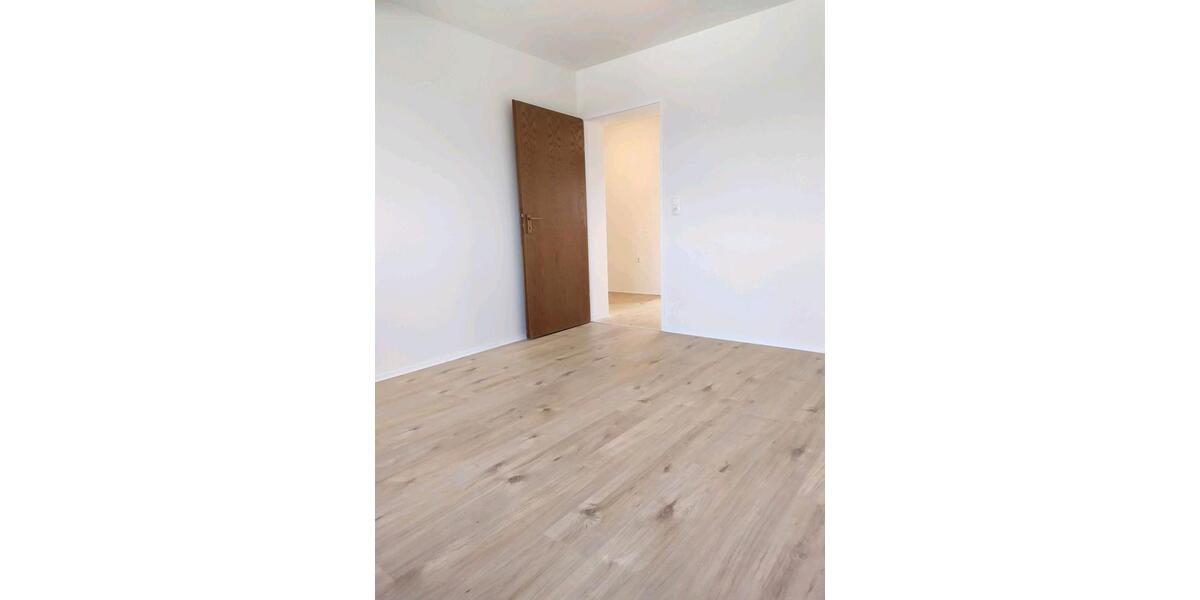 Dachgeschoßwohnung Stolberg (Rhld.) Büsbach - 3 Zimmer, 65 m&sup2;, 159.000&euro; | Angebot:25953498