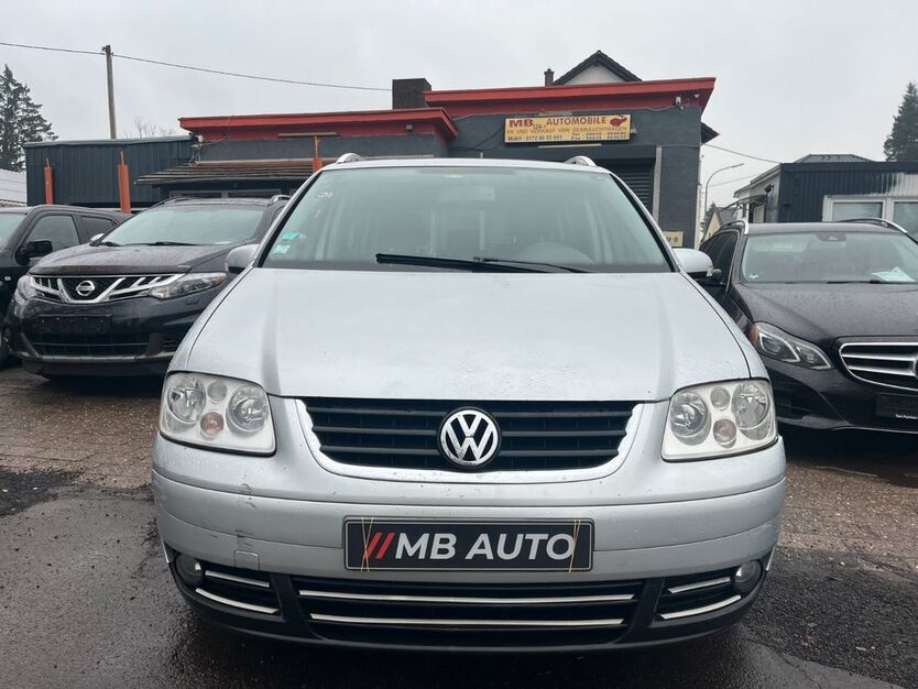 VW Touran 365.000 km 790 € Saarwellingen 66793