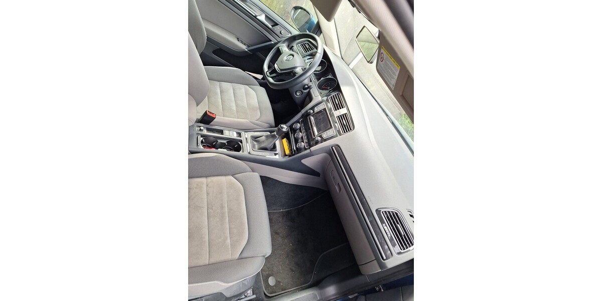 VW Golf 72.455 km 12.000 € Mörfelden-Walldorf 64546