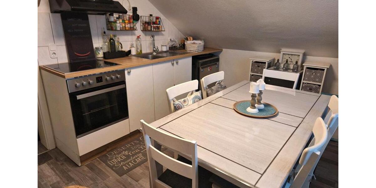 Dachgeschoßwohnung Halver - 3 Zimmer, 75 m&sup2;, 550&euro; | Angebot:24846376