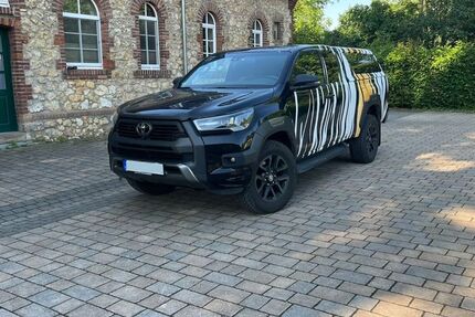 Toyota Hilux 43.000 km 45.000 &euro; Flörsheim 65439