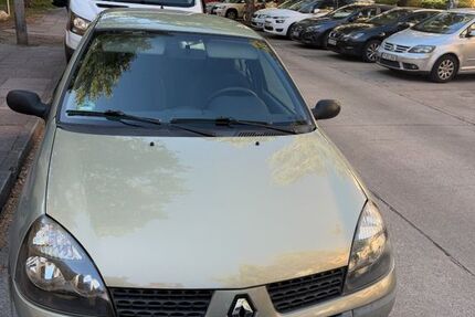 Renault Clio 177.876 km 1.300 &euro; Potsdam 14478