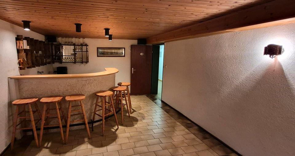 Einfamilienhaus Urmitz - 5 Zimmer, 165 m&sup2;, 620.000&euro; | Angebot:26337206