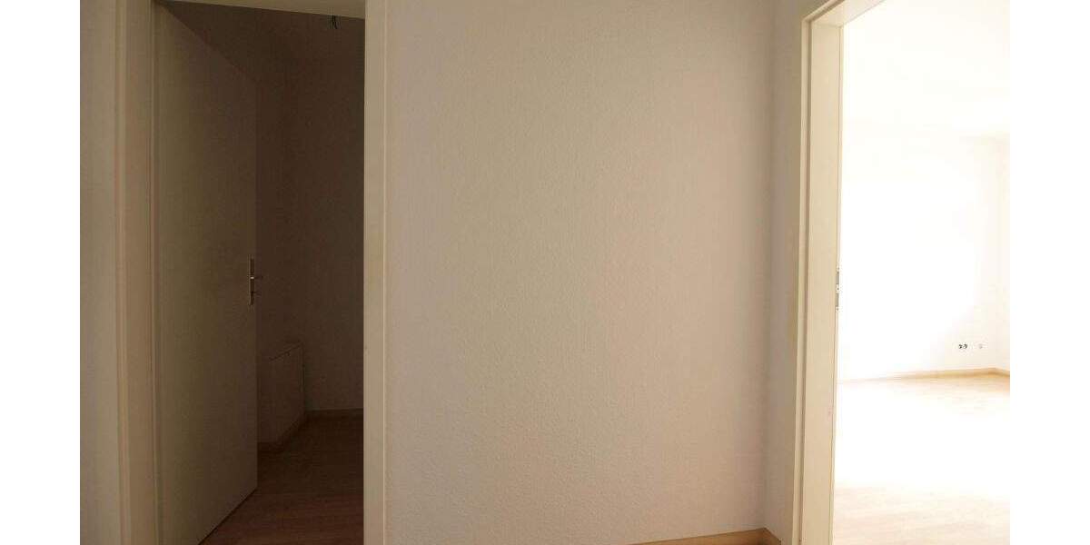 Etagenwohnung Frankenberg - 2 Zimmer, 45 m&sup2;, 64.900&euro; | Angebot:25689477