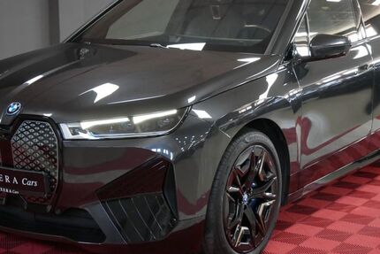 BMW iX 92.777 km 42.990 &euro; Großmehring 85098