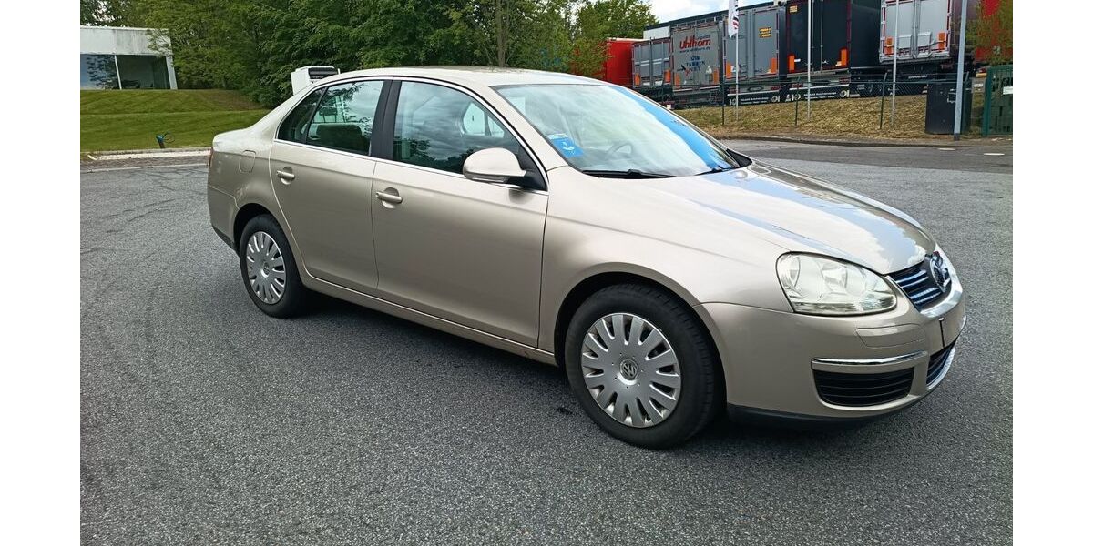 VW Jetta 121.000 km 2.999 &euro; Döbeln 04720