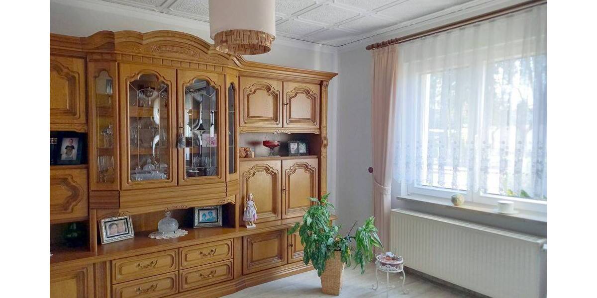 Doppelhaushälfte Weißwasser - 5 Zimmer, 130 m&sup2;, 250.000&euro; | Angebot:26260700
