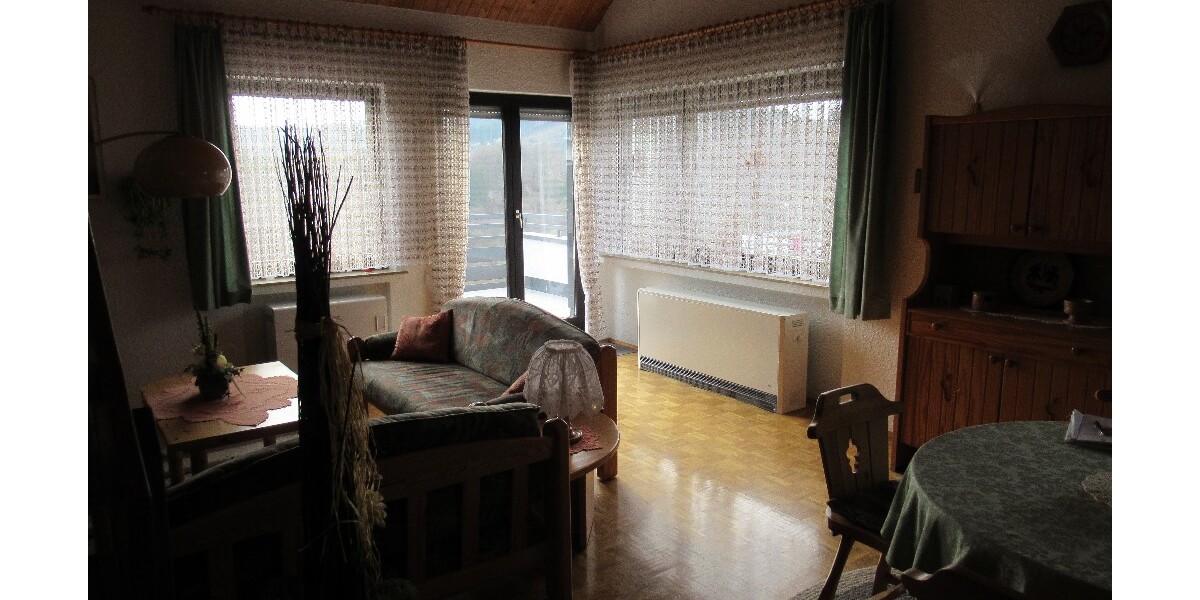 geräumige DG-Wohnung mit traumhaftem Ausblick! - 3- Winterberg | Angebot:26802227