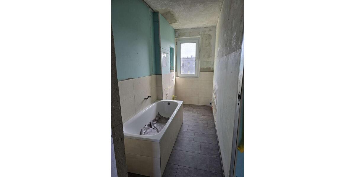 Etagenwohnung Grimmen - 4 Zimmer, 97 m&sup2;, 825&euro; | Angebot:26057835