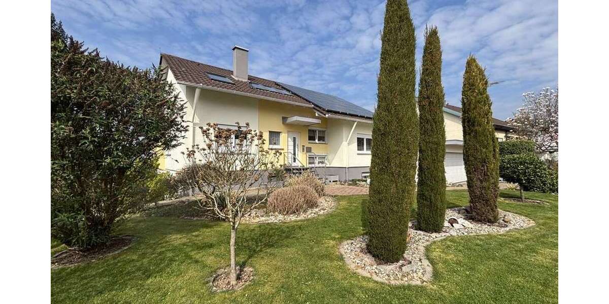 Einfamilienhaus Baden-Baden Steinbach Baden Steinbach - 8 Zimmer, 202 m&sup2;, 695.000&euro; | Angebot:26581716