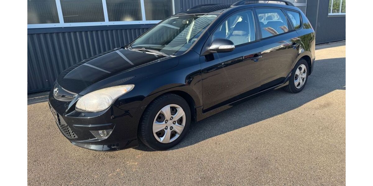 Hyundai i30 144.000 km 5.390 &euro; Asperg / Stuttgart 71679