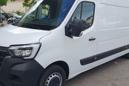 Renault Master 60.000 km 21.900 &euro; München 81825