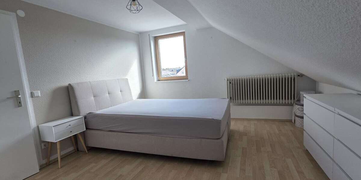 Zimmer Karlsruhe Neureut - 3 Zimmer, 1.250&euro; | Angebot:25283600