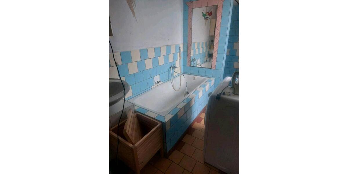 Einfamilienhaus Heldburg - 6 Zimmer, 100 m&sup2;, 70.000&euro; | Angebot:26511553