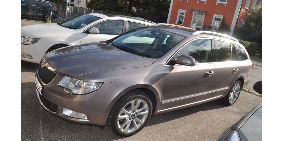 Skoda Superb 93.500 km 11.800 &euro; Sigmarszell 88138
