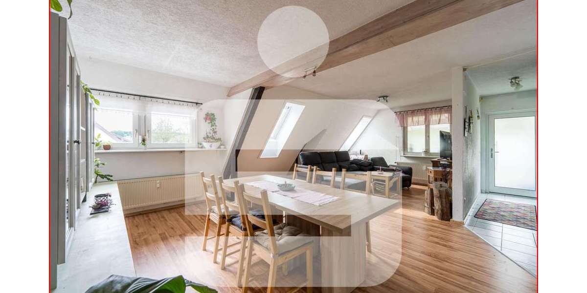 Etagenwohnung Wehr - 4 Zimmer, 102 m&sup2;, 268.000&euro; | Angebot:27091075