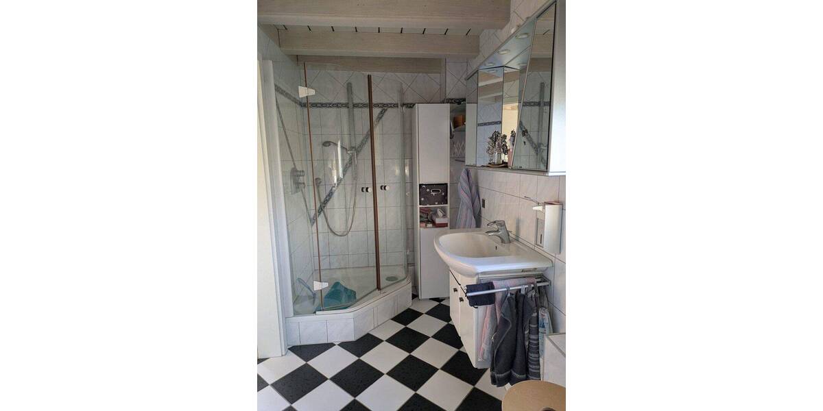 Etagenwohnung Metzingen - 3 Zimmer, 102 m&sup2;, 460.000&euro; | Angebot:26831999