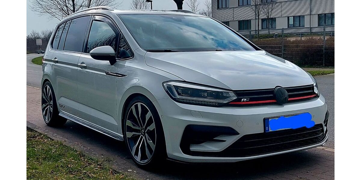 VW Touran 111.629 km 22.500 &euro; Hameln 31789
