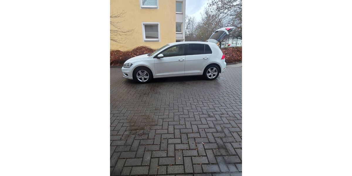 VW Golf 73.000 km 12.900 &euro; Bremen 28329