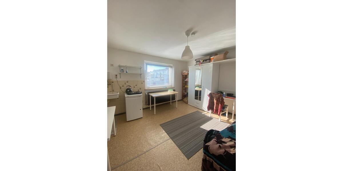 Dachgeschoßwohnung Aachen Aachen-Mitte - 1 Zimmer, 15 m&sup2;, 318&euro; | Angebot:26669618