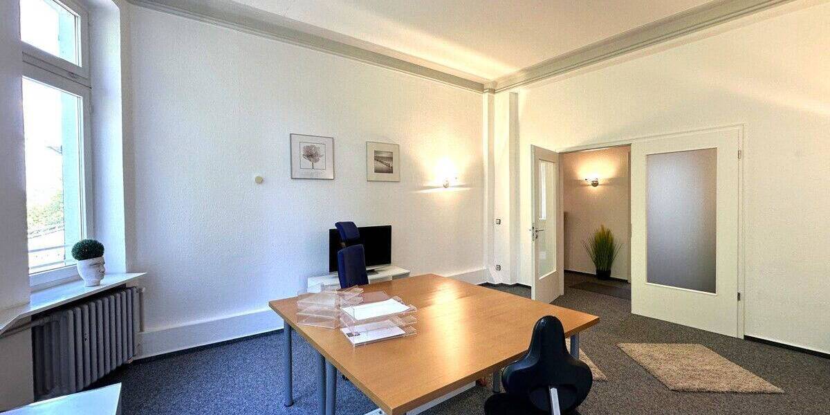 Gewerbeobjekt Königswinter / Oberpleis Oberpleis - 7 Zimmer, 215 m&sup2;, 1.525&euro; | Angebot:26786798
